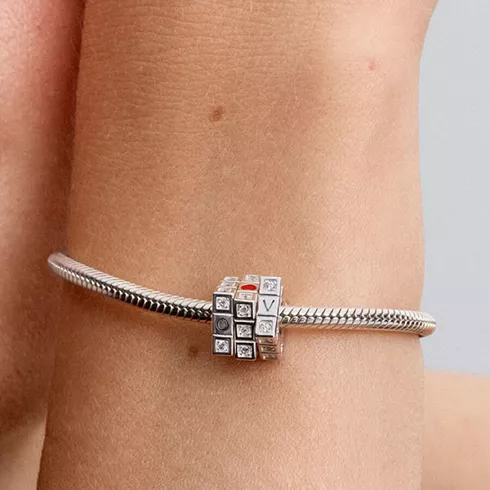 793672C01 PANDORA Moveable Toy Cube privezak