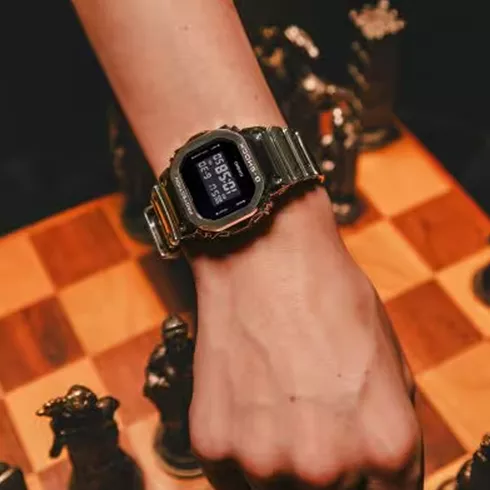 GM-5600YM-8ER CASIO G-Shock G-Steel unisex ručni sat