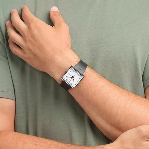 SO34B700 SWATCH What if Black unisex ručni sat