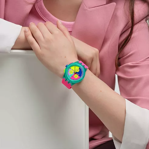 SUSG408  SWATCH Neon Flash Arrow unisex ručni sat