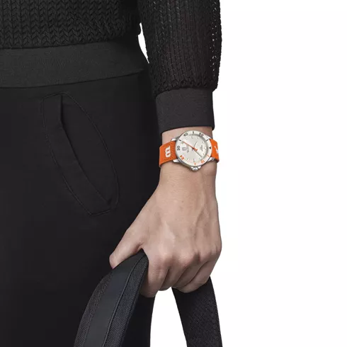 T120.410.17.011.00 TISSOT Seastar 1000 Wilson WNBA muški set