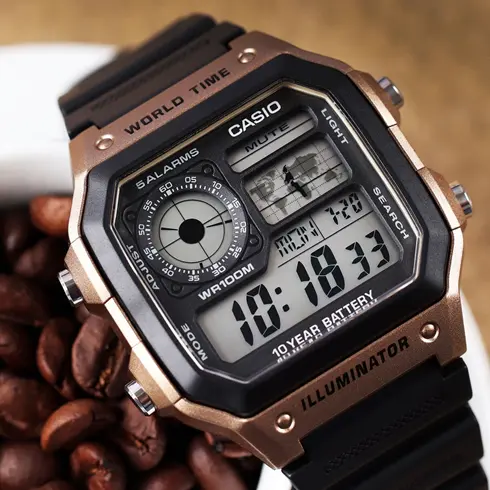 AE-1200WH-5AVEF CASIO muški ručni sat