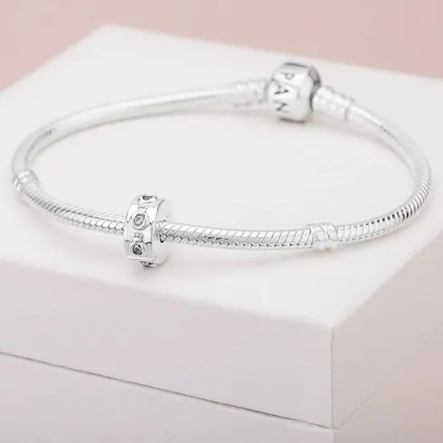 798326CZ PANDORA Sparkling Crown O Clip privezak