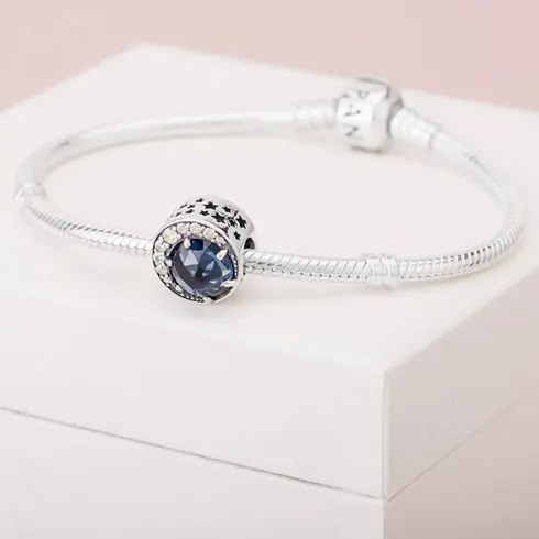 798524C01 PANDORA Moon and Night Sky privezak