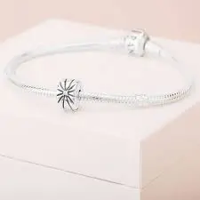 798614C01 PANDORA Sparkling Sunburst Clip privezak