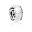 797617 PANDORA Moments Privezak sa belim staklom