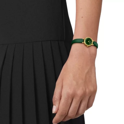 T140.009.36.091.00 LOVELY YELL. GREEN TISSOT RUČNI SAT - T140.009.36.091.00 na ruci